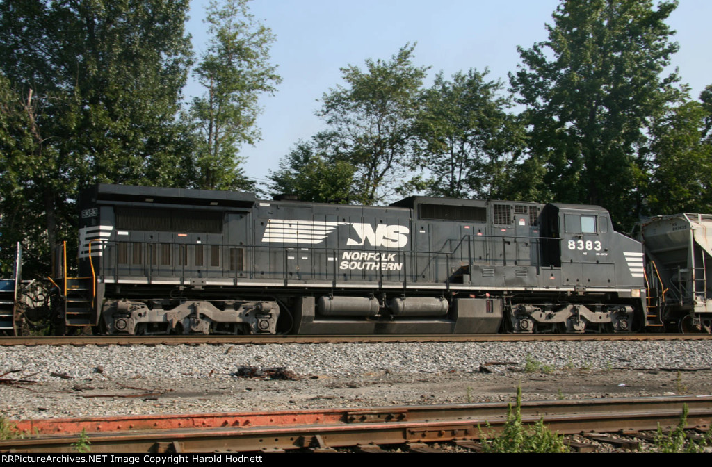 NS 8383